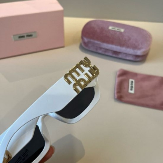 2025FW サングラス MIU MIU ミュウミュウ 冬季限定！お得なスペシャルプライス