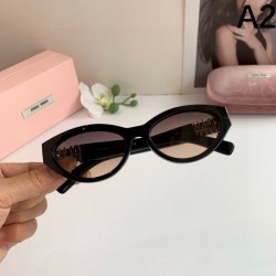 2025FW サングラス MIU MIU ミュウミュウ お洒落な印象を引き立てる逸品