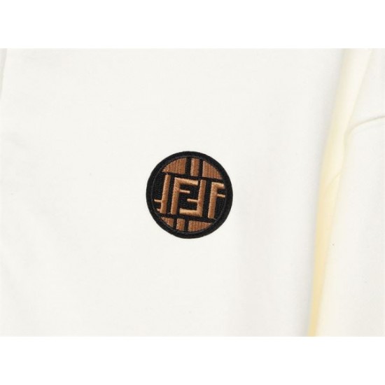 2025FW ジャケット FENDI フェンデイ 一目惚れ確実の激レアモデル