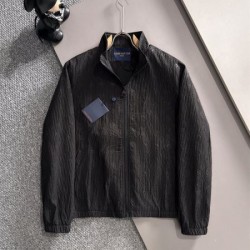 2025FW ジャケット LOUIS VUITTON ルイヴィトン 注目度急上昇の新作