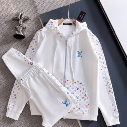 2025FW 上下セット LOUIS VUITTON ルイヴィトン この冬マストバイアイテム