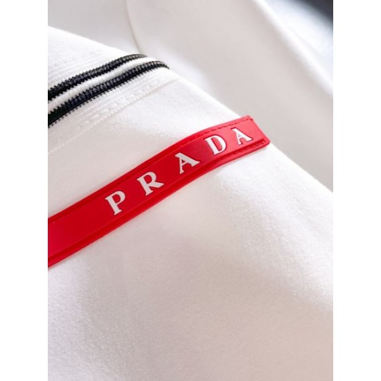 2025FW 上下セット PRADA プラダ トレンド感抜群のスタイリッシュデザイン