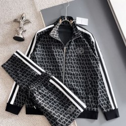 2025FW 上下セット VALENTINO ヴァレンティノ 冬に映える定番スタイル