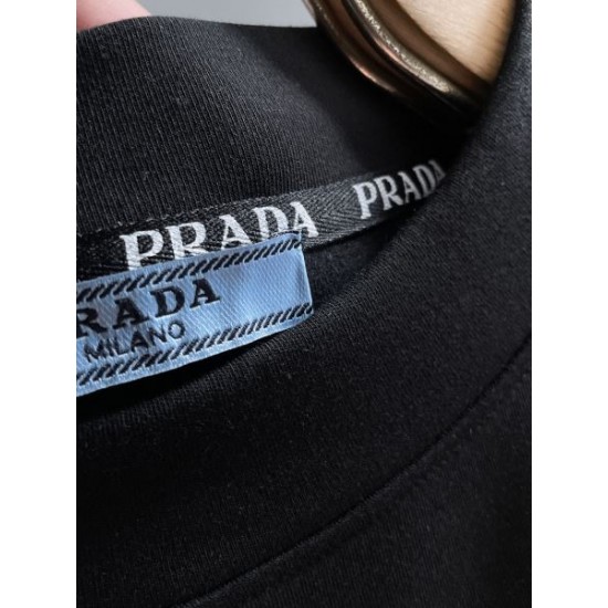 2025FW 長袖Tシャツ PRADA プラダ 売上No.1の大ヒットモデル