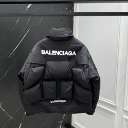 2025FW BALENCIAGA バレンシアガ 今季完売必至 ダウンジャケット