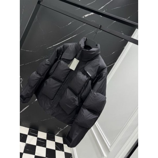 2025FW BALENCIAGA バレンシアガ 今季完売必至 ダウンジャケット