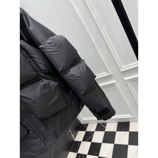2025FW BALENCIAGA バレンシアガ 今季完売必至 ダウンジャケット