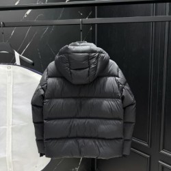 2025FW BURBERRY バーバリー 安定した人気の冬新作 ダウンジャケット