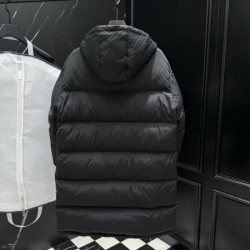 2025FW MONCLER モンクレール オンライン限定モデル ダウンジャケット