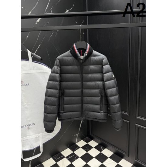 2025FW MONCLER モンクレール 足元まで注目の一着 ダウンジャケット