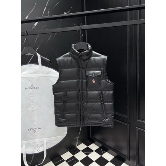 2025FW MONCLER モンクレール カジュアル映えデザイン ダウンジャケット