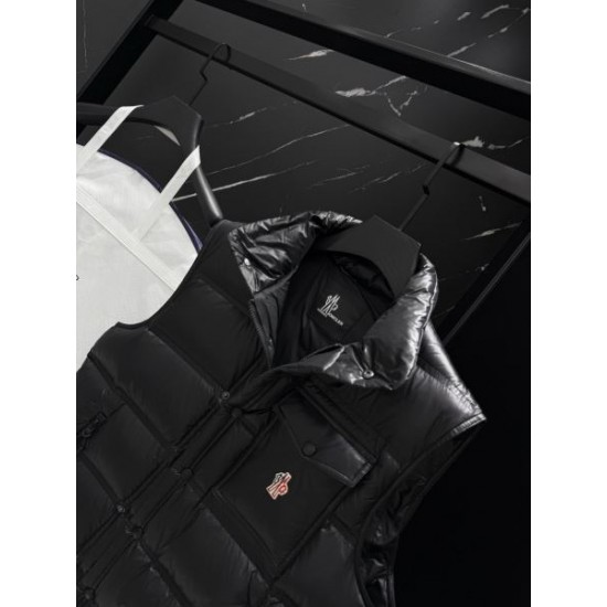 2025FW MONCLER モンクレール カジュアル映えデザイン ダウンジャケット
