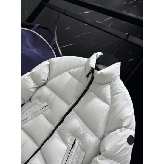 2025FW MONCLER モンクレール 新作限定エレガントモデル ダウンジャケット