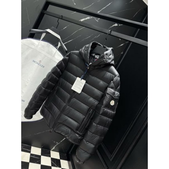 2025FW MONCLER モンクレール 着回し抜群カラー ダウンジャケット