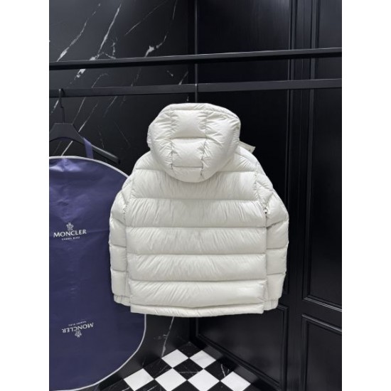 2025FW MONCLER モンクレール 今冬人気急上昇セール品 ダウンジャケット