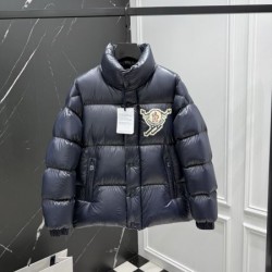 2025FW MONCLER モンクレール 存在感抜群の新作 ダウンジャケット