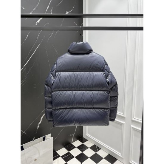 2025FW MONCLER モンクレール 存在感抜群の新作 ダウンジャケット