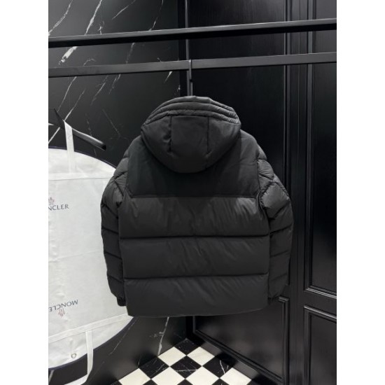 2025FW MONCLER モンクレール 【激安】高級感モデル ダウンジャケット