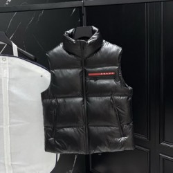 2025FW PRADA プラダ 秋冬注目の厳選モデル ダウンジャケット