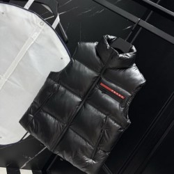 2025FW PRADA プラダ 秋冬注目の厳選モデル ダウンジャケット