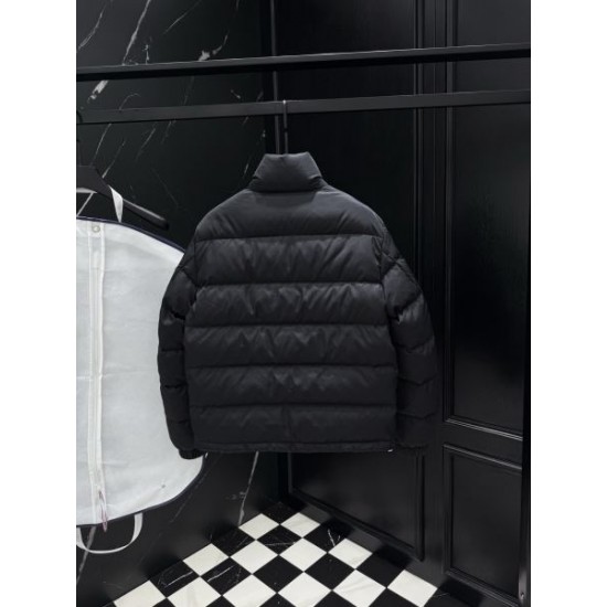 2025FW PRADA プラダ トレンド最前線モデル ダウンジャケット