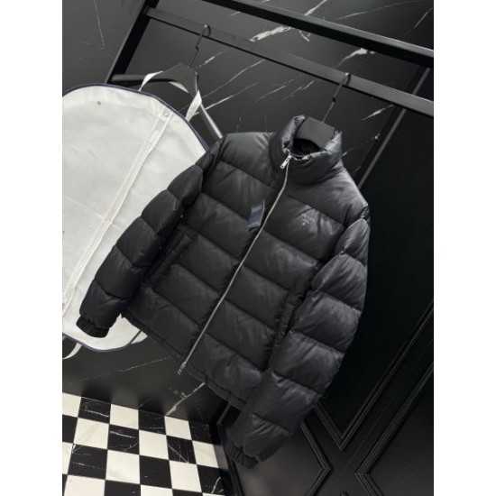 2025FW PRADA プラダ トレンド最前線モデル ダウンジャケット