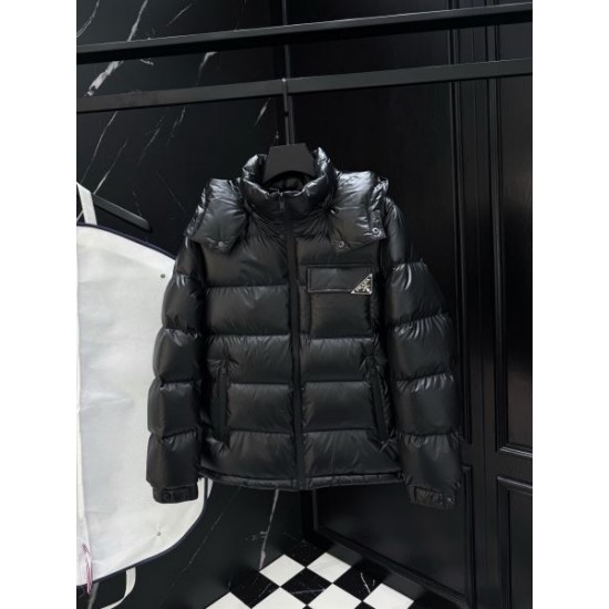 2025FW PRADA プラダ トレンド映えスタイル ダウンジャケット