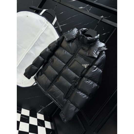 2025FW PRADA プラダ トレンド映えスタイル ダウンジャケット