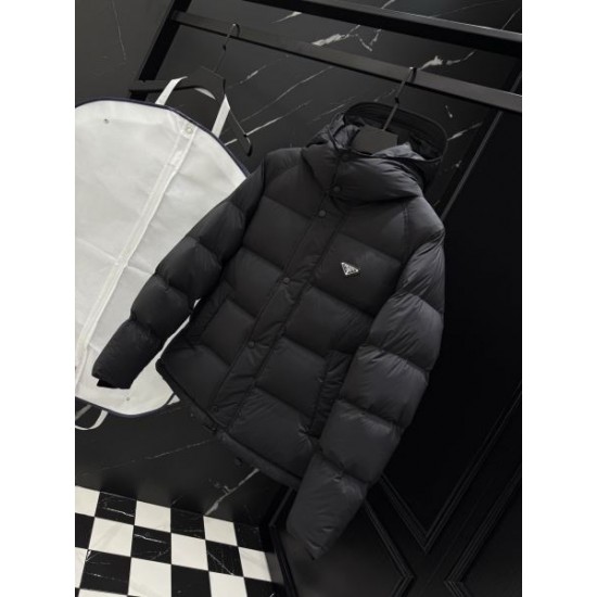 2025FW PRADA プラダ 高評価レビュー続出 ダウンジャケット