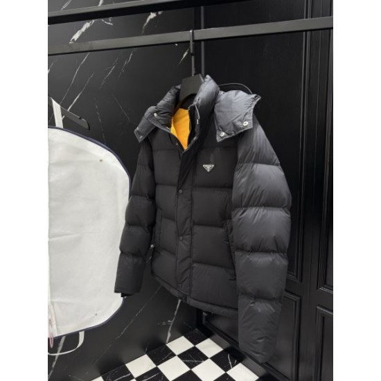 2025FW PRADA プラダ 高評価レビュー続出 ダウンジャケット