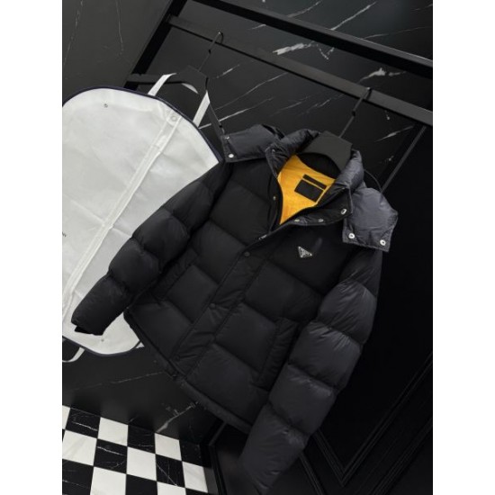 2025FW PRADA プラダ 高評価レビュー続出 ダウンジャケット