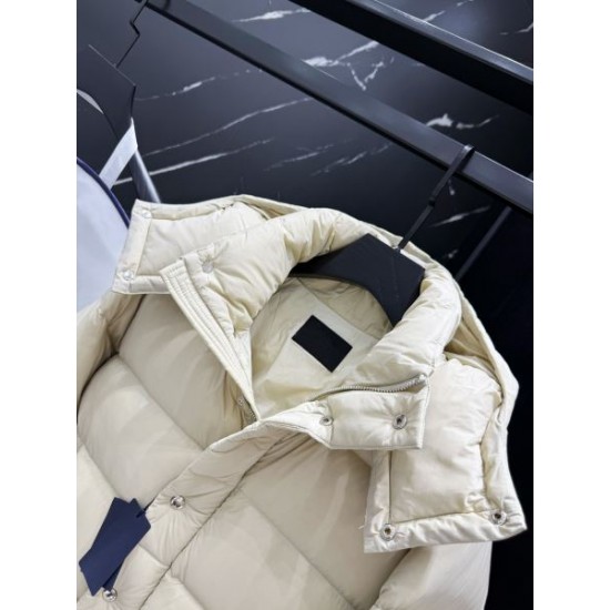 2025FW PRADA プラダ 今年買い足したい一着 ダウンジャケット