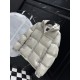 2025FW PRADA プラダ 印象深いデザイン ダウンジャケット