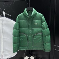 2025FW PRADA プラダ 心惹かれるスタイル ダウンジャケット