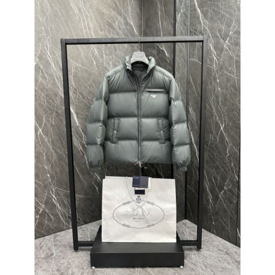 2025FW PRADA プラダ 新作限定・人気急上昇 ダウンジャケット