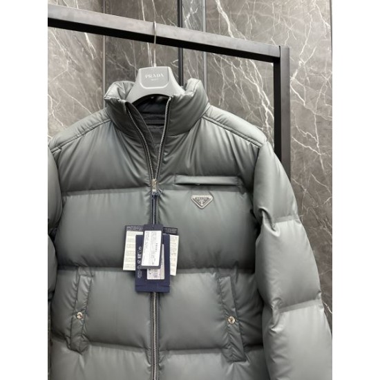 2025FW PRADA プラダ 新作限定・人気急上昇 ダウンジャケット