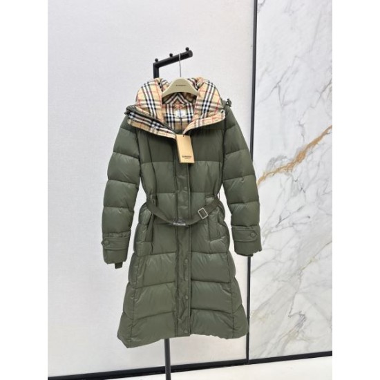 2025FW BURBERRY バーバリー ヴィンテージ感漂う一着 ダウンジャケット