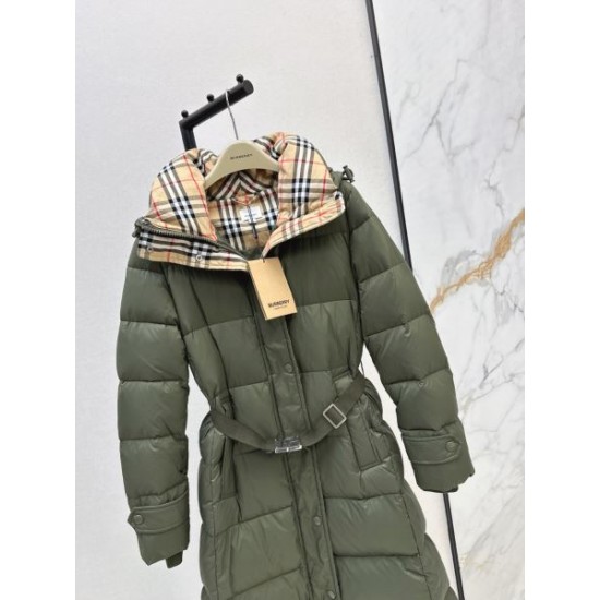 2025FW BURBERRY バーバリー ヴィンテージ感漂う一着 ダウンジャケット
