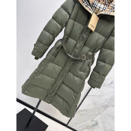 2025FW BURBERRY バーバリー ヴィンテージ感漂う一着 ダウンジャケット
