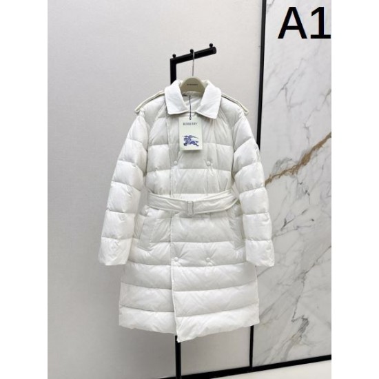 2025FW BURBERRY バーバリー 流行に左右されない定番 ダウンジャケット
