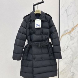 2025FW BURBERRY バーバリー 流行に左右されない定番 ダウンジャケット