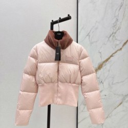 2025FW FENDI フェンデイ おしゃれ上級者の定番 ダウンジャケット