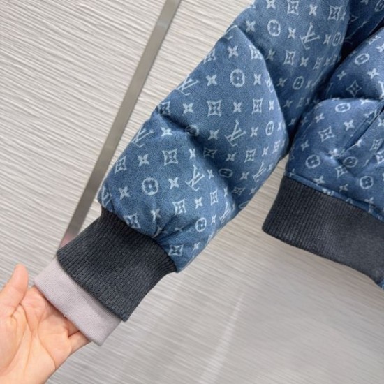 2025FW LOUIS VUITTON ルイヴィトン 今年らしい人気コーデ ダウンジャケット