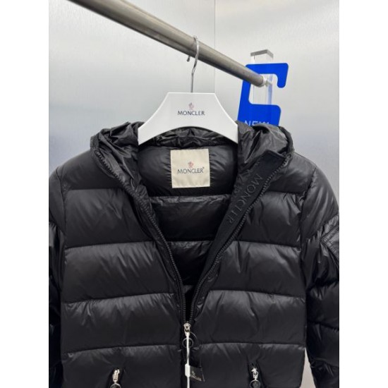 2025FW MONCLER モンクレール 着回し力抜群の人気モデル ダウンジャケット