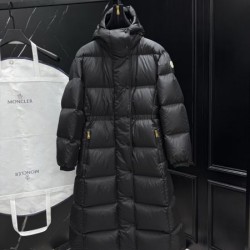 2025FW MONCLER モンクレール 自信を持っておすすめの一着 ダウンジャケット