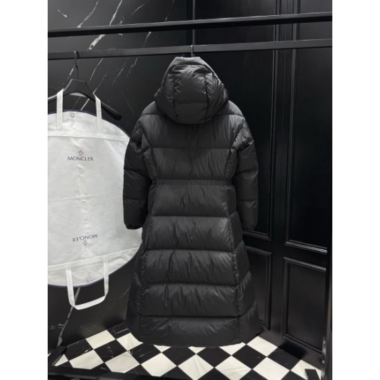 2025FW MONCLER モンクレール 自信を持っておすすめの一着 ダウンジャケット