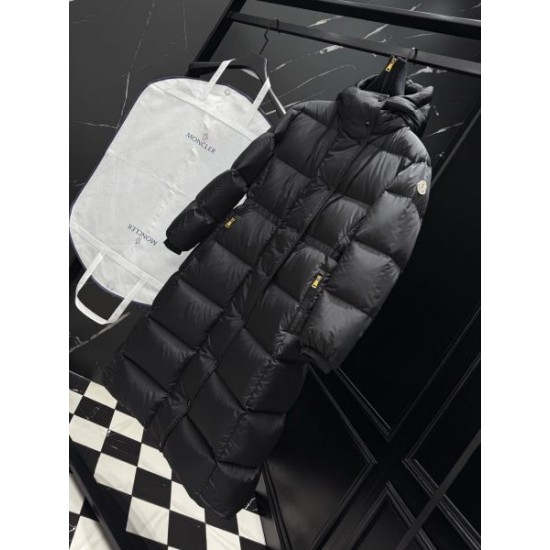 2025FW MONCLER モンクレール 自信を持っておすすめの一着 ダウンジャケット