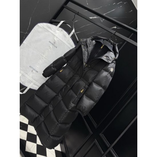 2025FW MONCLER モンクレール 自信を持っておすすめの一着 ダウンジャケット
