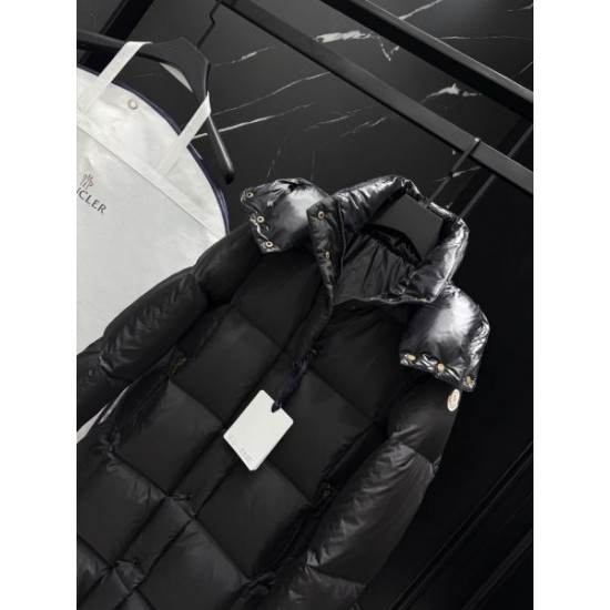 2025FW MONCLER モンクレール 人気急上昇の注目モデル ダウンジャケット