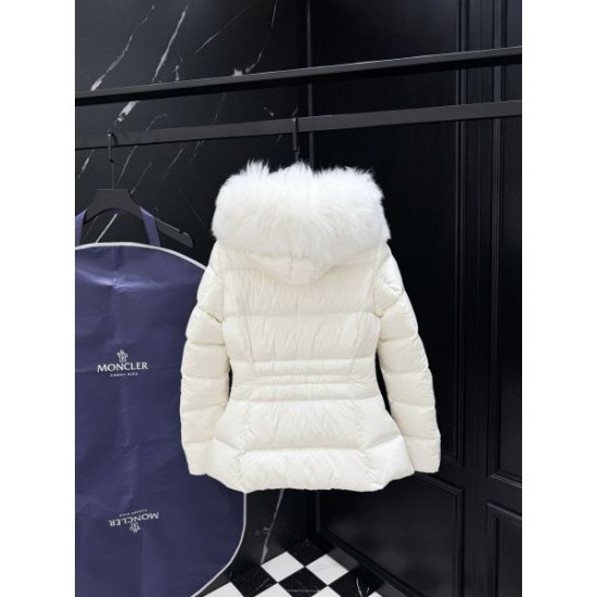 2025FW MONCLER モンクレール 今季セレブ愛用の新作 ダウンジャケット